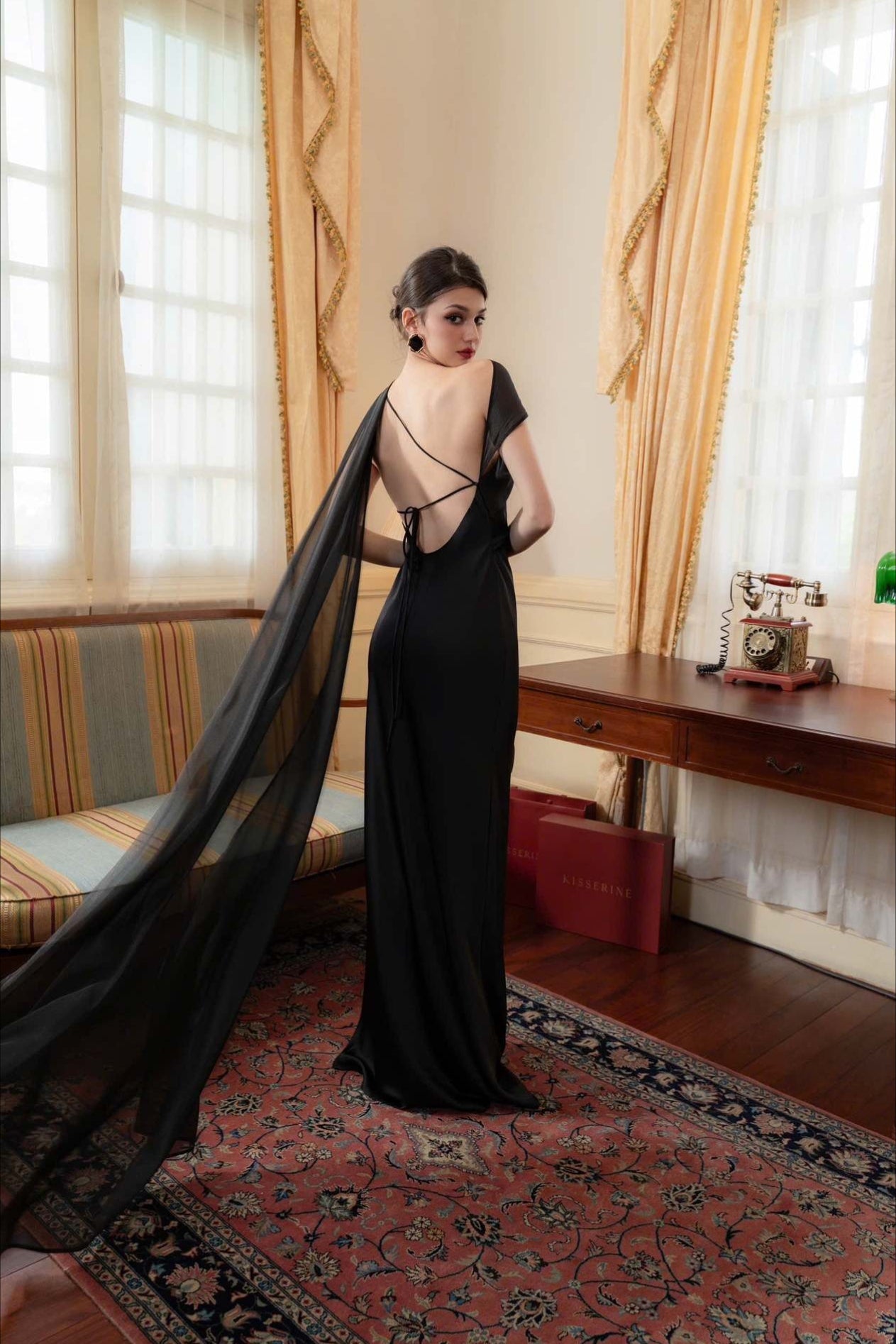 Satin Mermaid Slim Fit Elegant One Shoulder Solid Color Prom Dress