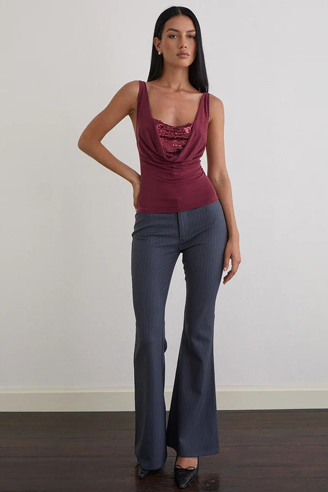 Top camisola de lentejuelas de cuello en U liso y elegante
