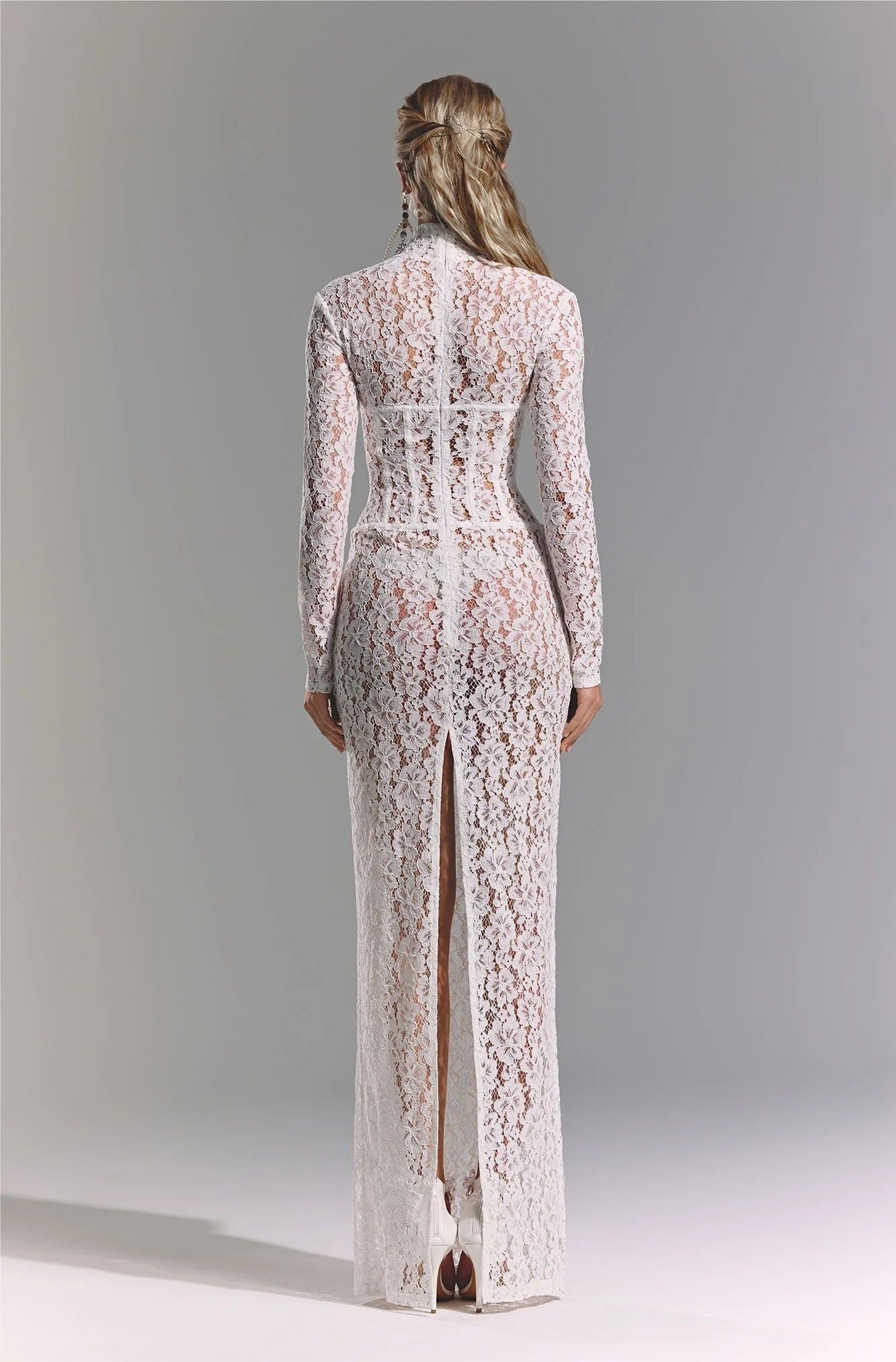 Vestido de recepción sexy ajustado con encaje y recortes