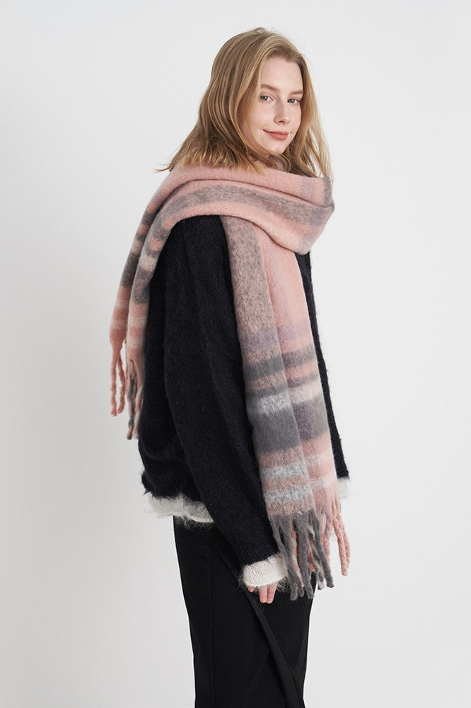 Vintage Plaid Cozy Knit Scarf