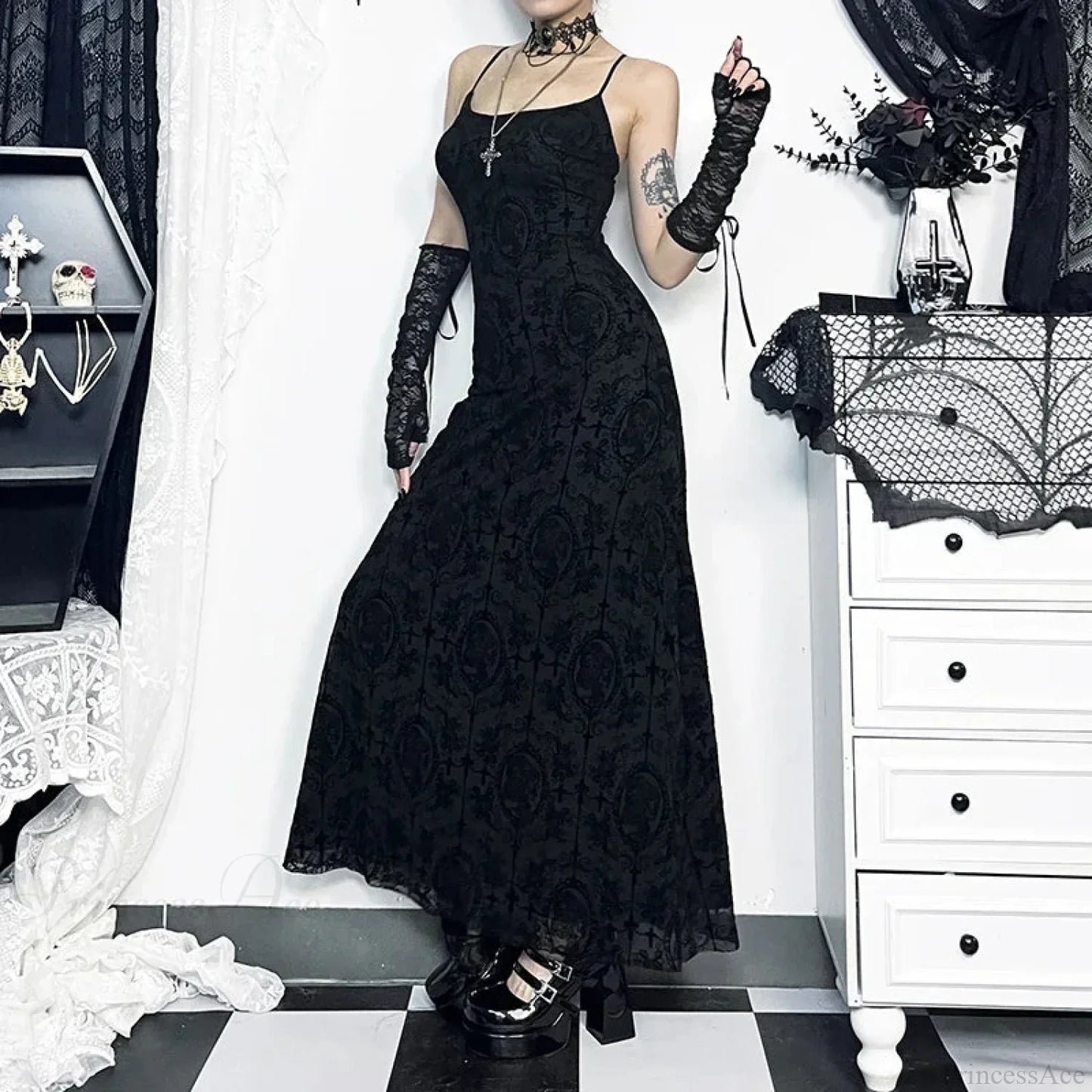 Gathering Net Celebration Sling Maxi Dress