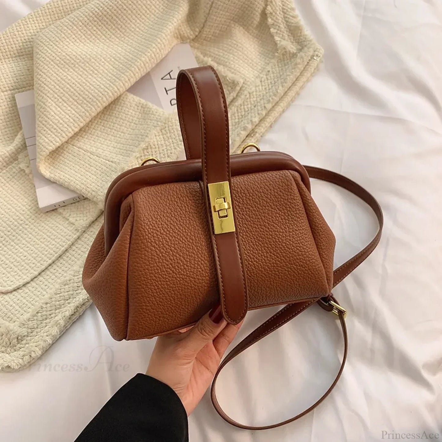 Retro Designer Luxury Crossbody Shopping Handbag