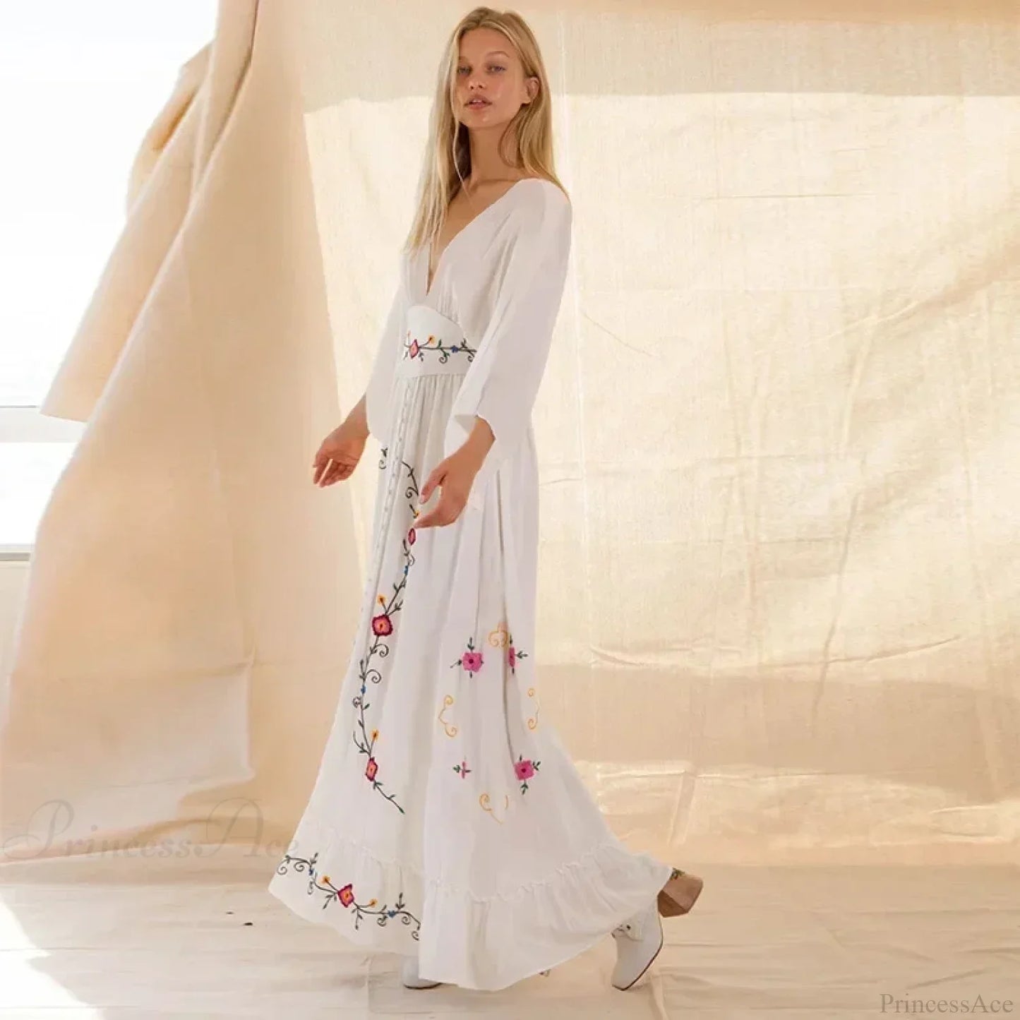 V-neck Embroidery Flower Retro National Boho Dress