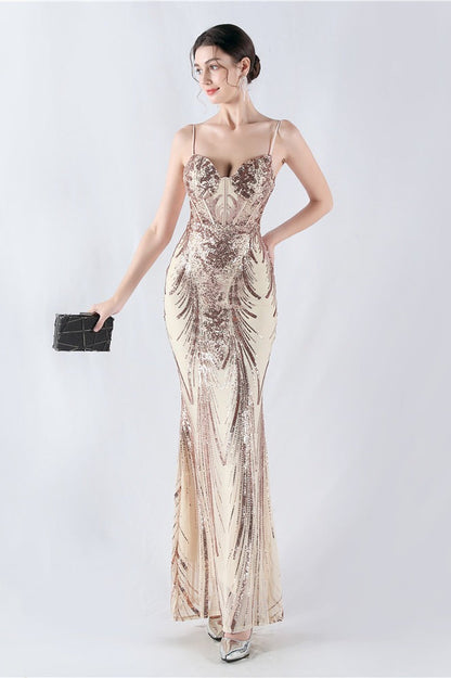 Vestido formal con lentejuelas bordadas y varillas