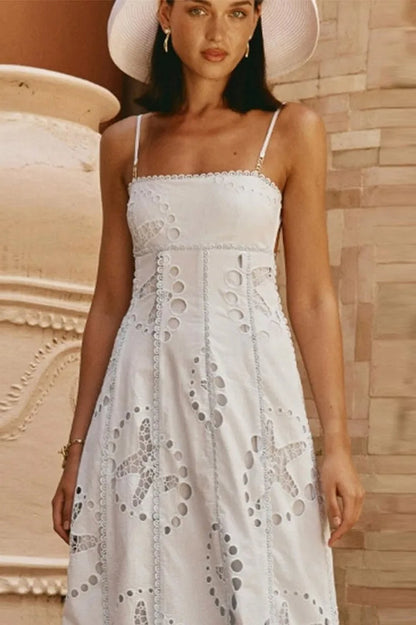 Vestido boho sin espalda con cordones