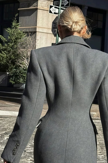 Abrigo largo elegante de mezcla de lana con solapa y talle alto