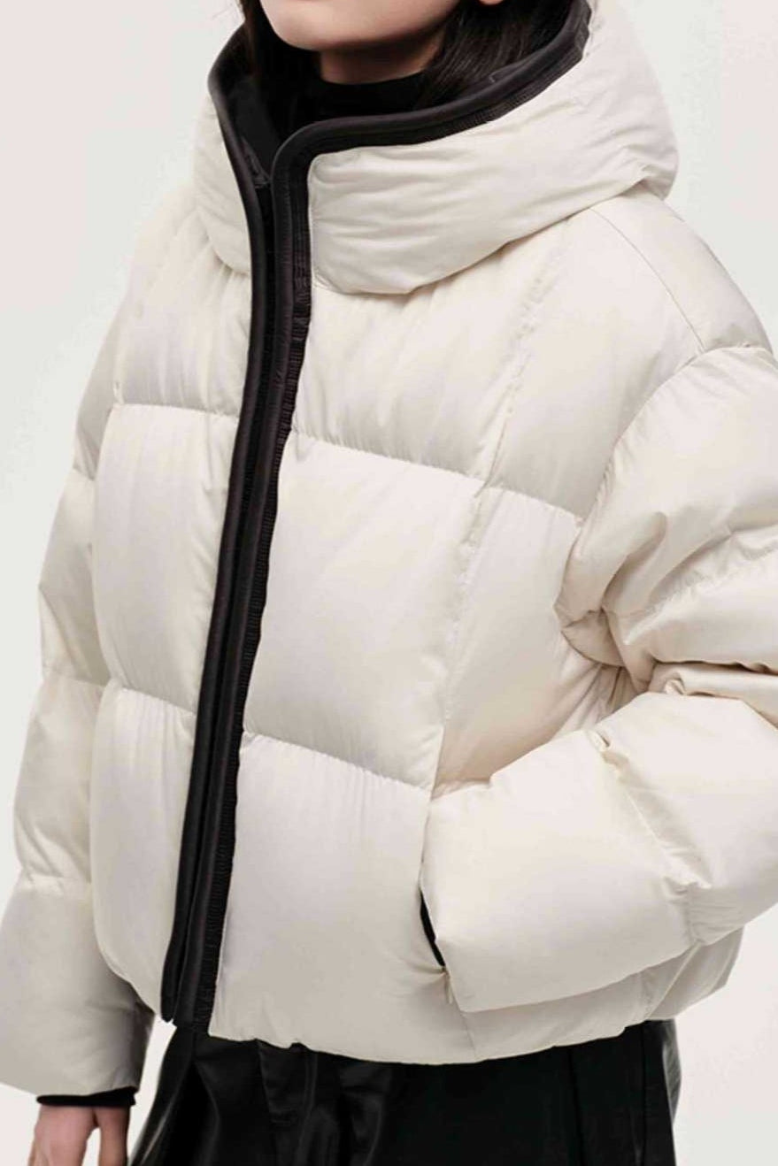 Chaqueta Acolchada Cálida con Capucha