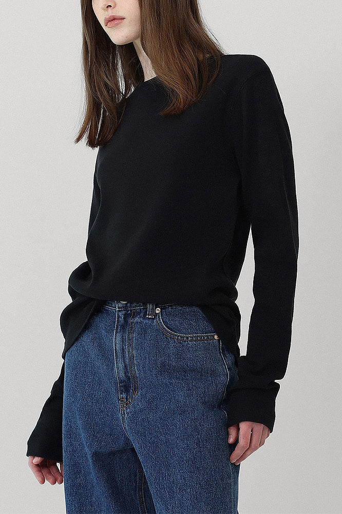 Classic Round Neck Knit Top