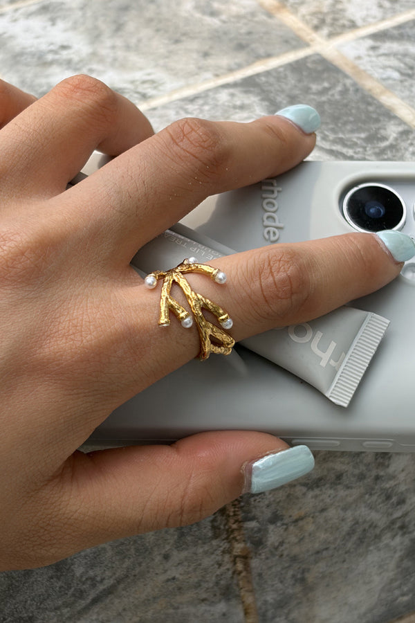 Ocean-themed Diamond-encrusted Fashion Open Ring