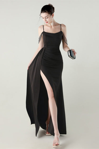 Vestido de fiesta de sirena de satén con tirantes finos