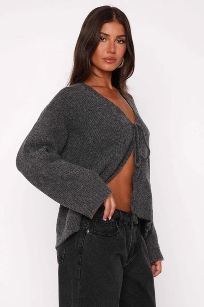 Cárdigan de punto con cuello de pico y lazada delantera