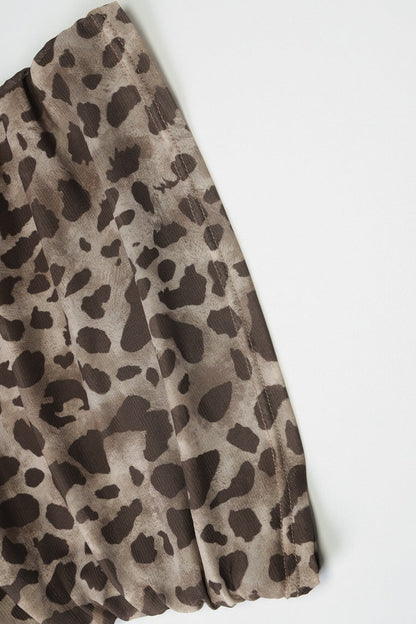 Top halter sin mangas con hombro asimétrico de leopardo