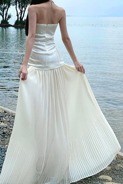 Vestido largo con lentejuelas, sin tirantes y fluido