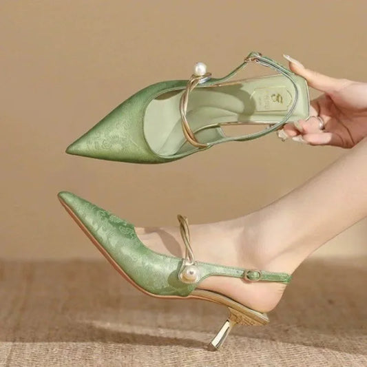 New Summer Fashion Pointed Toe Pearl  High Banquet Women Low Heel Pumps