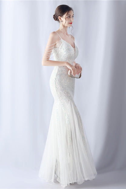 Vestido maxi de cóctel de malla con abalorios