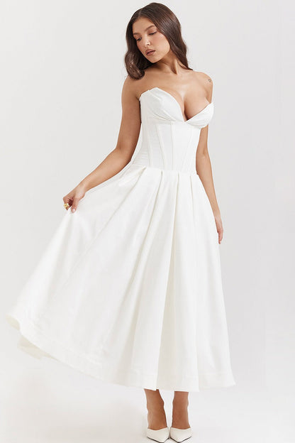 Vestido de fiesta con corsé sin tirantes y corte A