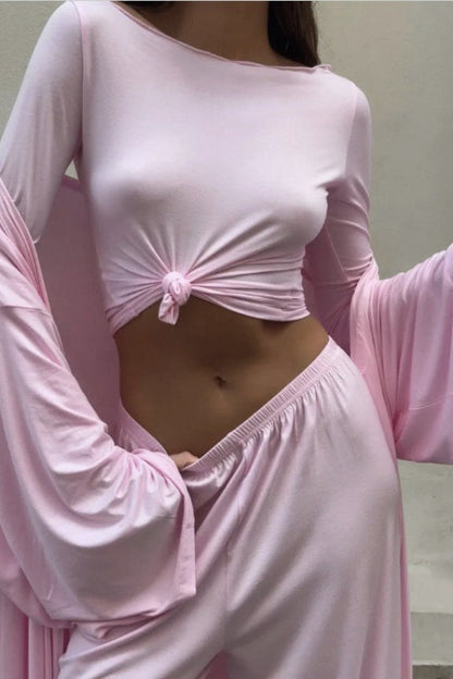 Conjunto de tres piezas de bata de manga larga fluida de punto sólido