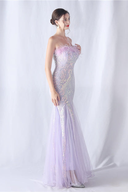 Vestido de Noche con Lentejuelas y Plumas de Avestruz