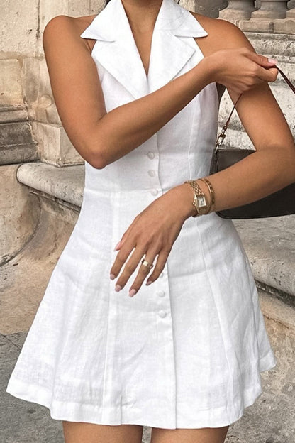Minivestido con cuello halter, escote en V y botones, corte en A