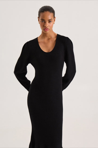 Vestido de suéter con volantes y ribete en contraste