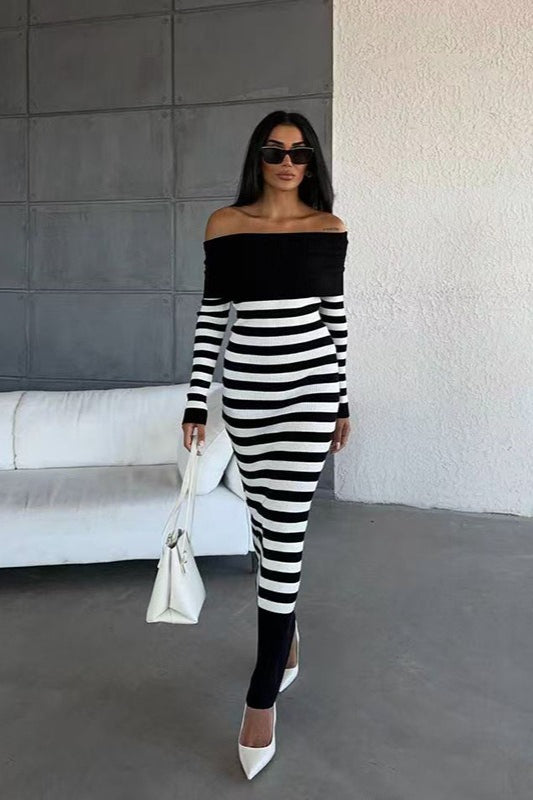 Vestido de punto a rayas con hombros descubiertos