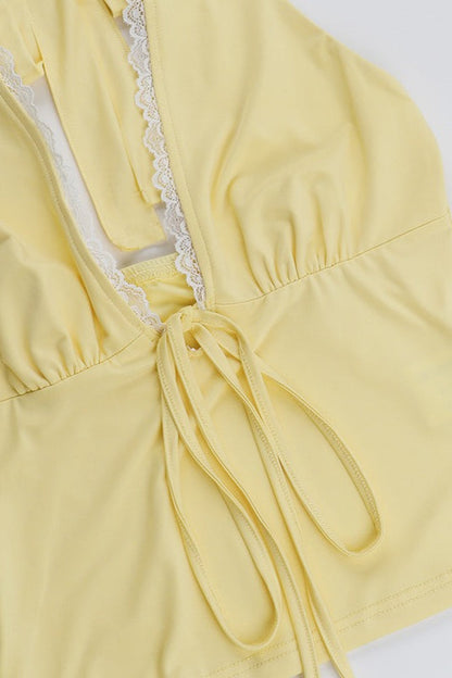Top Halter de Encaje de Parches con Escote en V Profundo