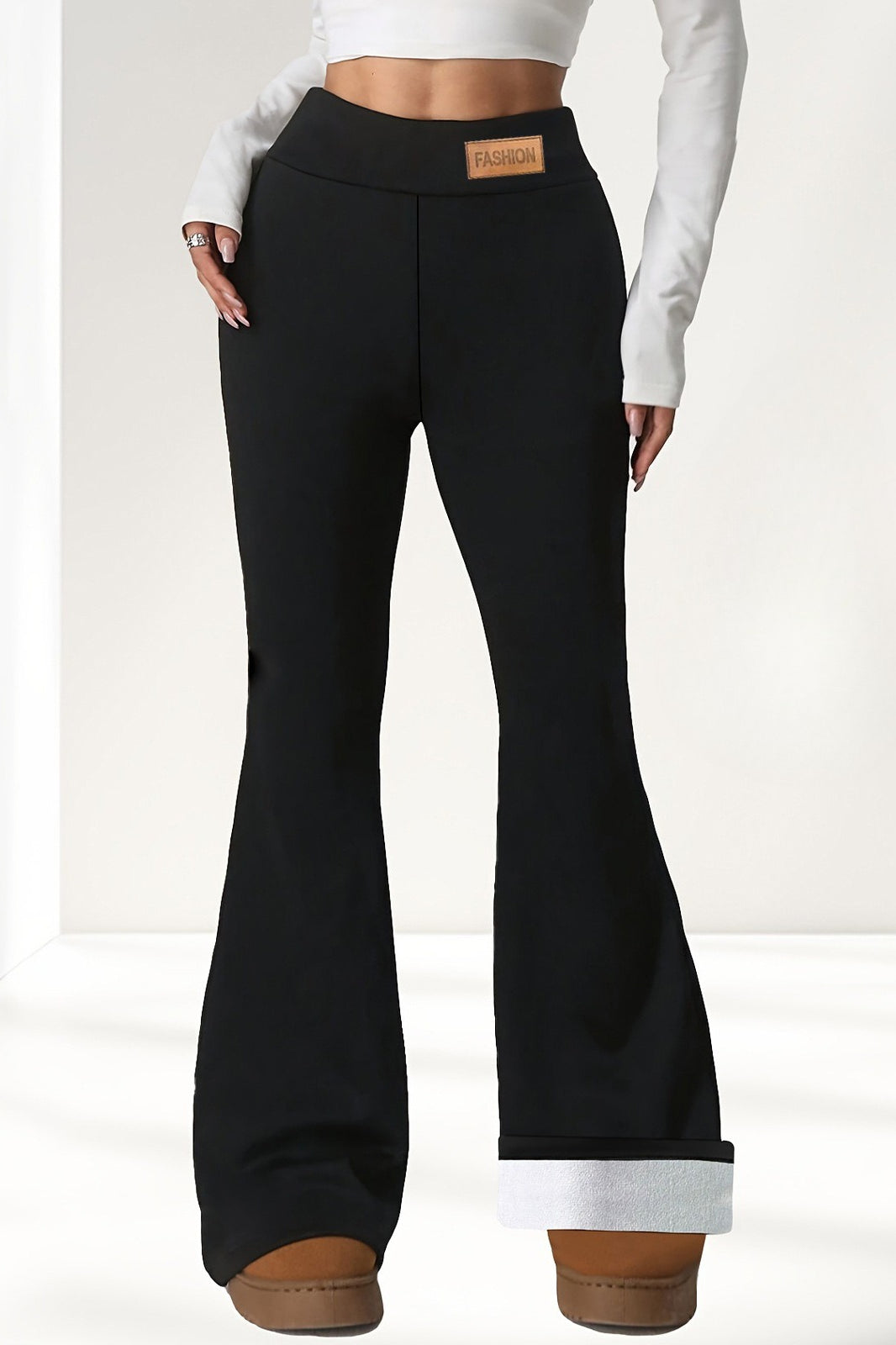 Leggings acampanados térmicos de tiro alto que realzan los glúteos