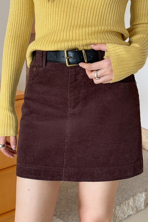 Falda retro de pana con corte en A