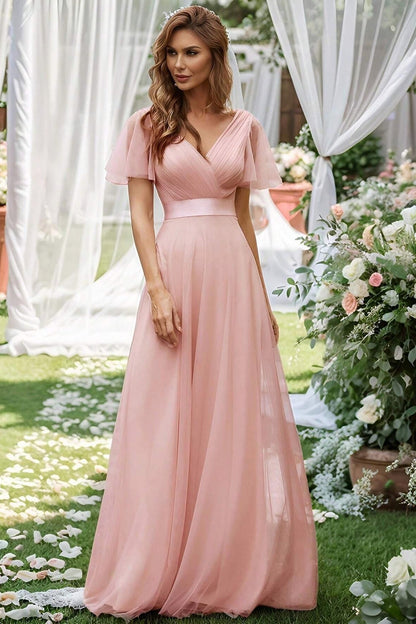 Vestido largo elegante con volantes de malla y cuello en V para recepción
