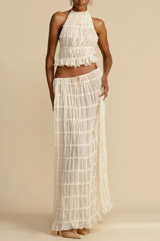 Vestido bohemio con top fruncido estilo halter y falda maxi