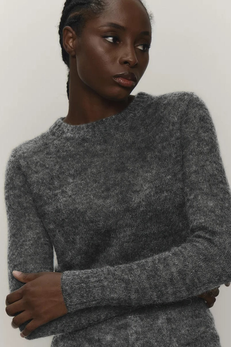 Top de punto de mohair con cuello redondo