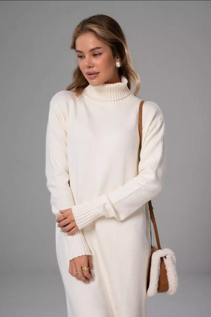 Vestido suéter de cuello alto holgado