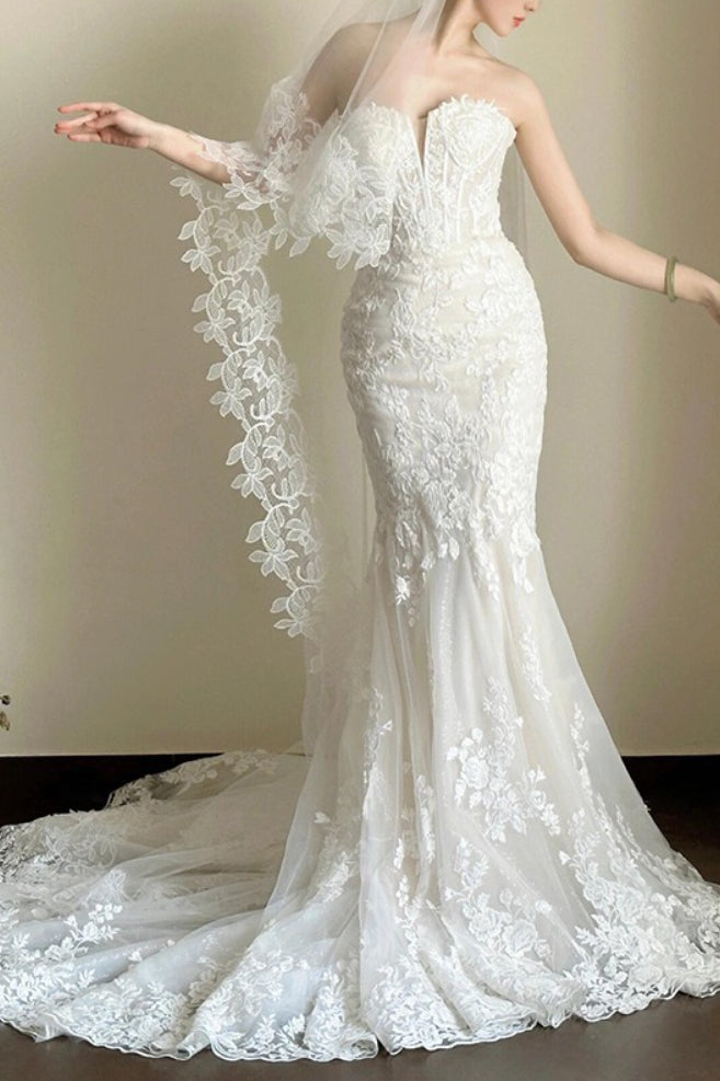 Vestido de novia de cola de sirena sin tirantes de encaje