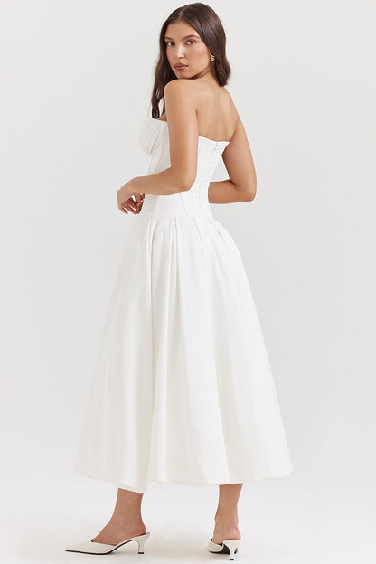 Vestido de fiesta con corsé sin tirantes y corte A