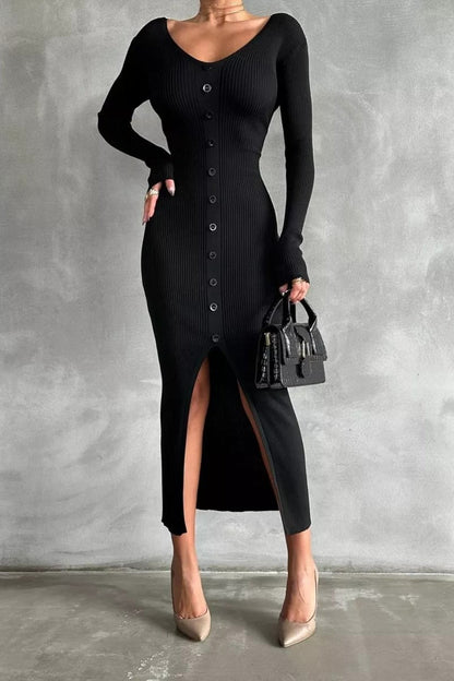 Vestido de punto entallado con cuello en V