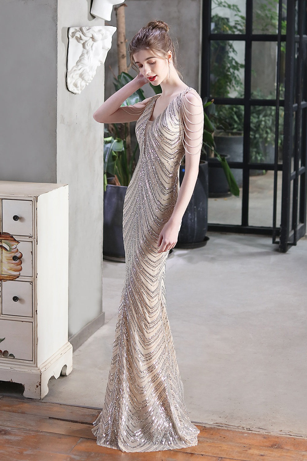 Elegante vestido de fiesta de sirena con lentejuelas