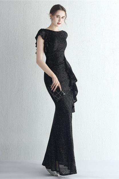 Vestido de gala de sirena con purpurina, cuello alto y abertura