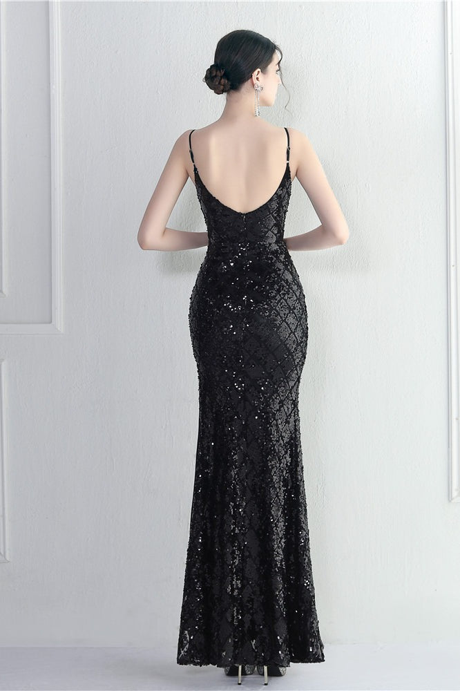 Vestido largo ajustado con abertura y lentejuelas iridiscentes
