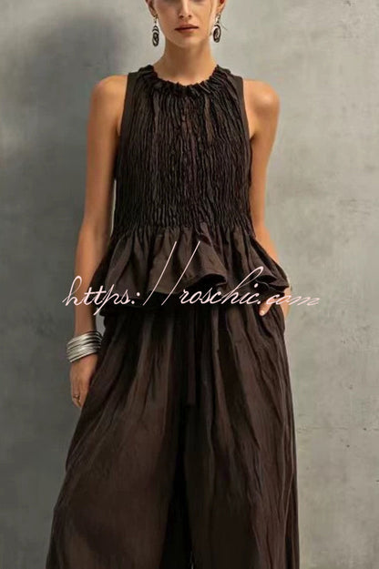 Retro-style pleated sleeveless top and wide-leg pants set