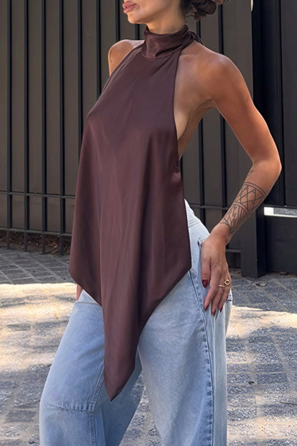 Top halter sin espalda de dobladillo irregular, suelto y ondulado