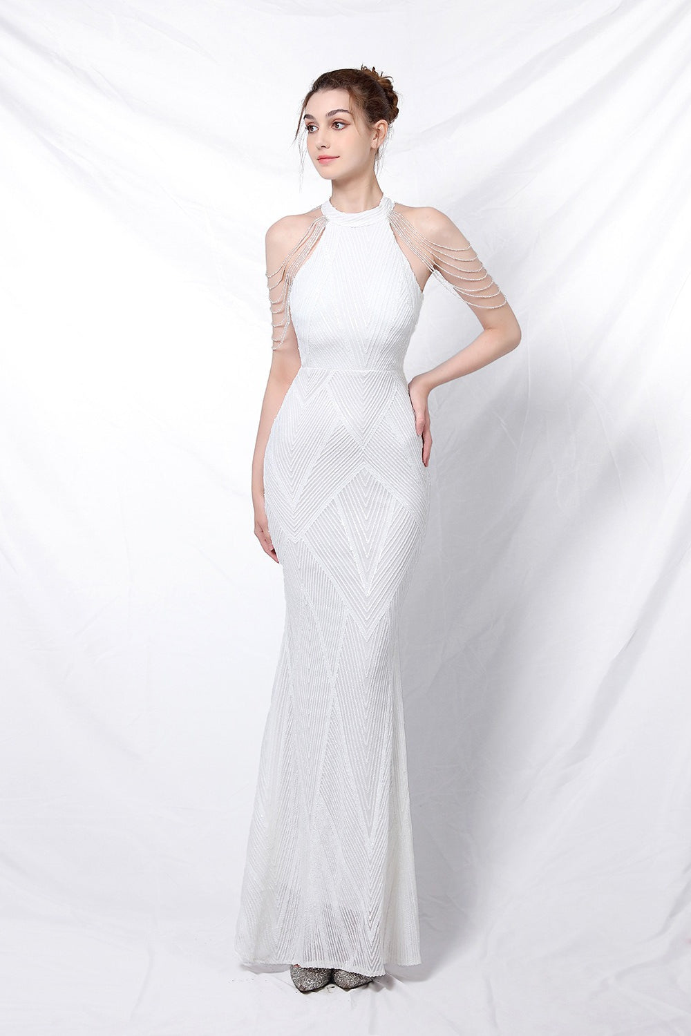 Vestido de fiesta maxi con lentejuelas, escote halter y corte de sirena