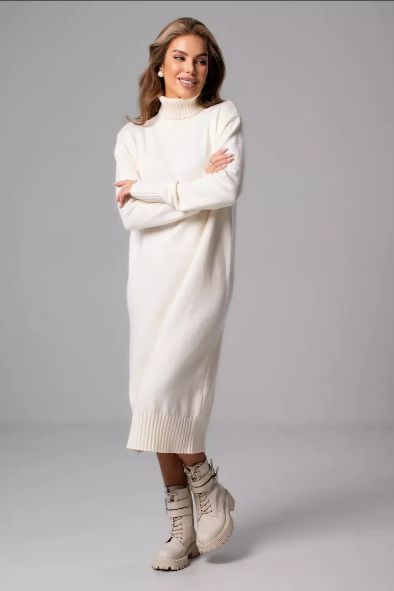 Vestido suéter de cuello alto holgado