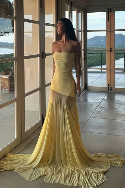 Vestido largo sin tirantes de gasa transparente con retazos sólidos y ajustados
