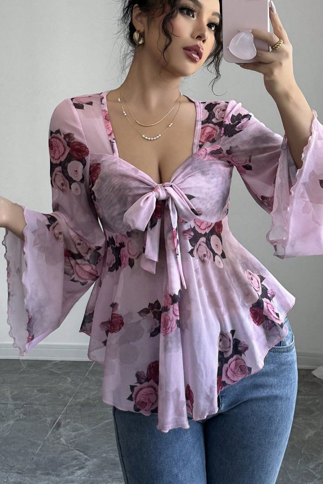 Blusa Manga Larga con Cuello Cuadrado, Diseño Floral Tie Dye y Lazos
