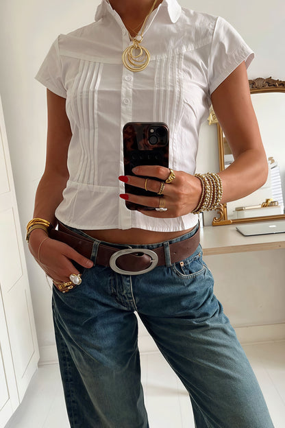 Blusa de manga corta slim fit con diseño único