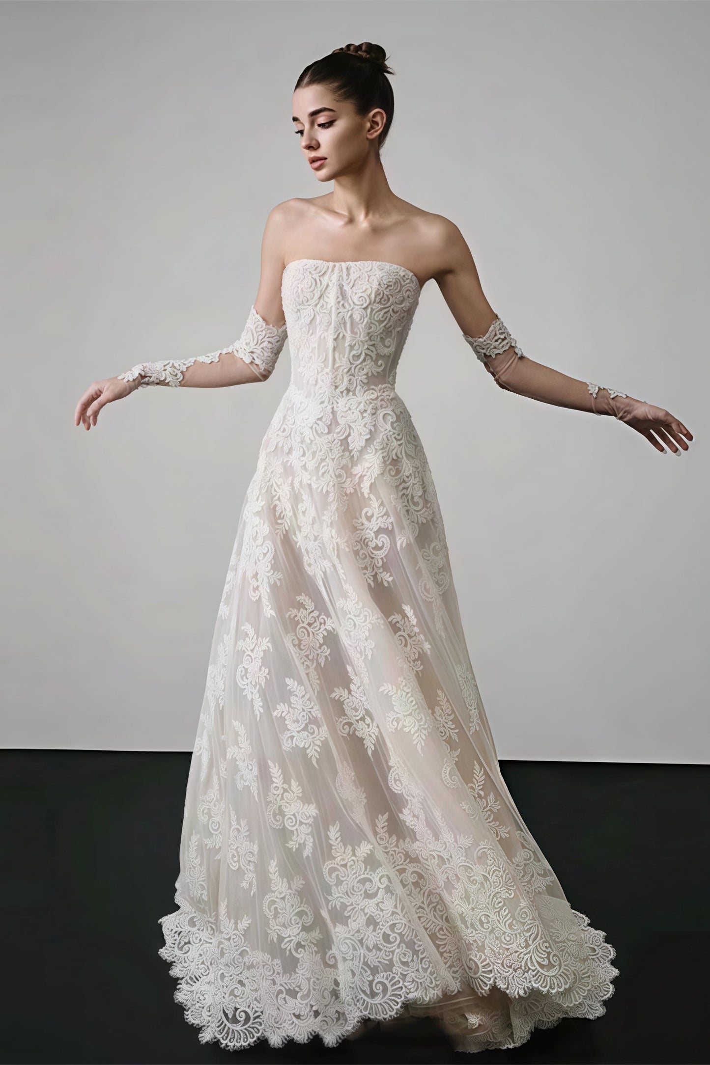 Vestido de recepción con estampado floral, sin tirantes y con encaje vintage