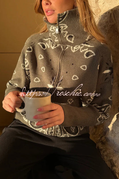 Fashionable Jacquard Turtleneck Long-sleeved Casual Zip-up Pocket Knit Top