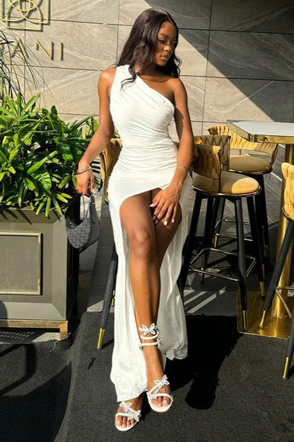 Elegant Solid Long Reception Dress