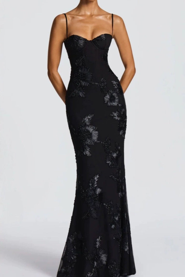 Vestido maxi sin tirantes con bordado floral