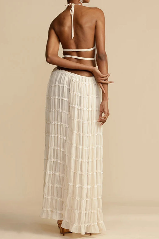 Vestido bohemio con top fruncido estilo halter y falda maxi